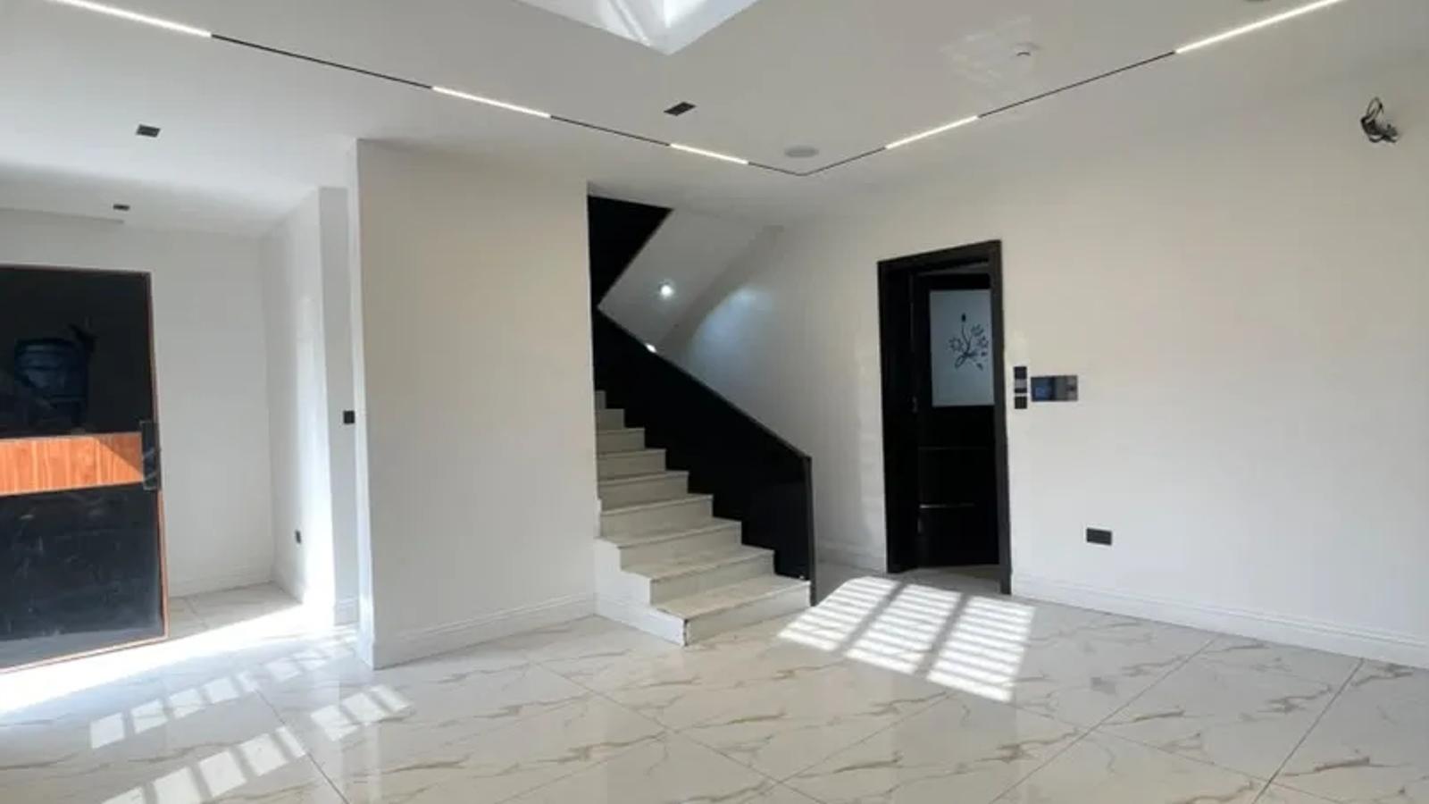 4 Bedroom Fully Detached Duplex
