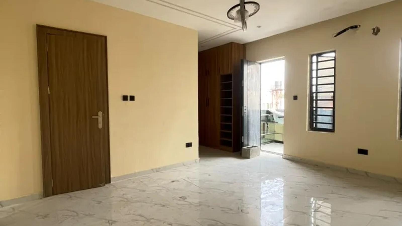 4 Bedroom Semi Detached Duplex