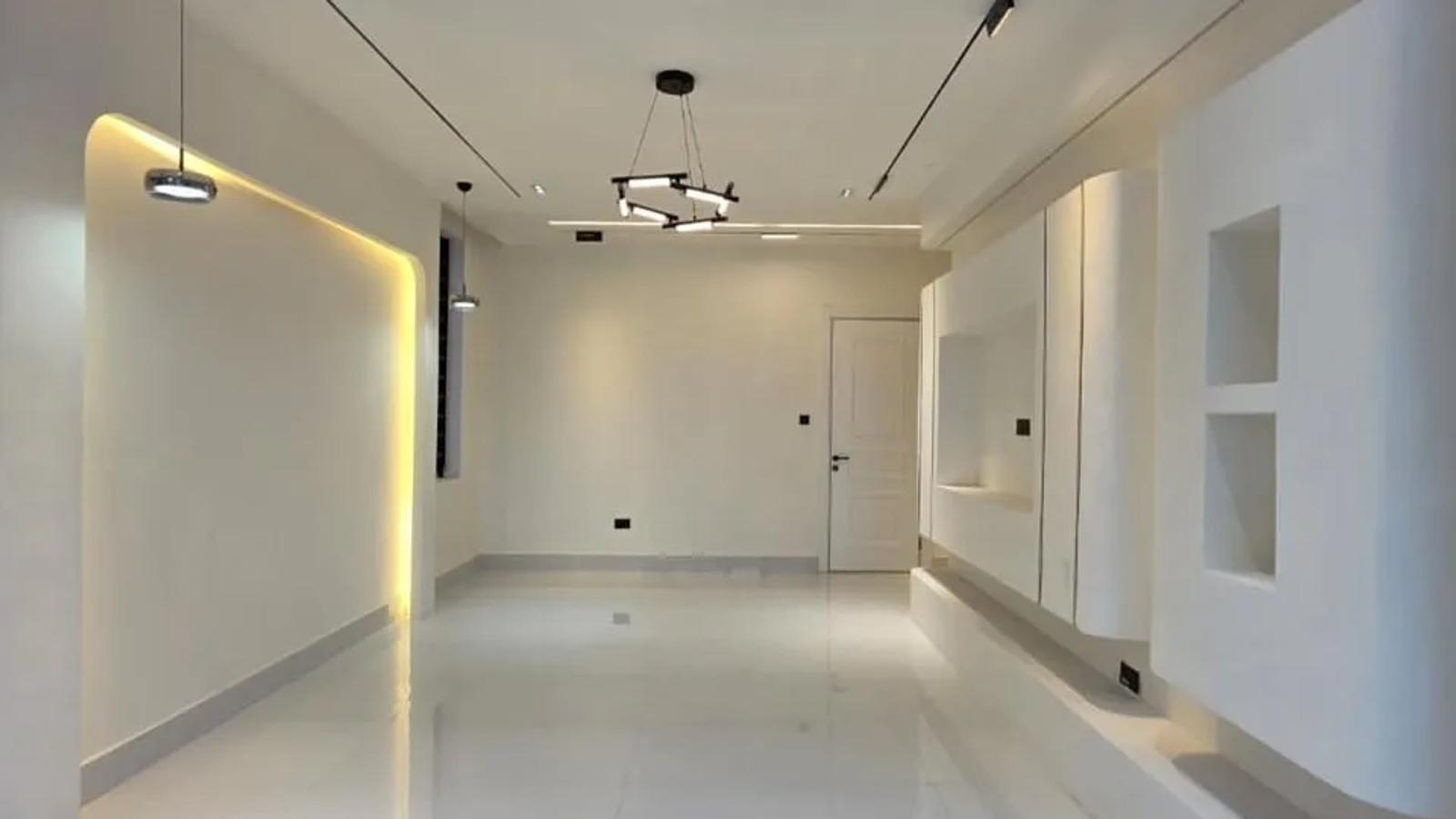 5 Bedroom Fully Detached Duplex