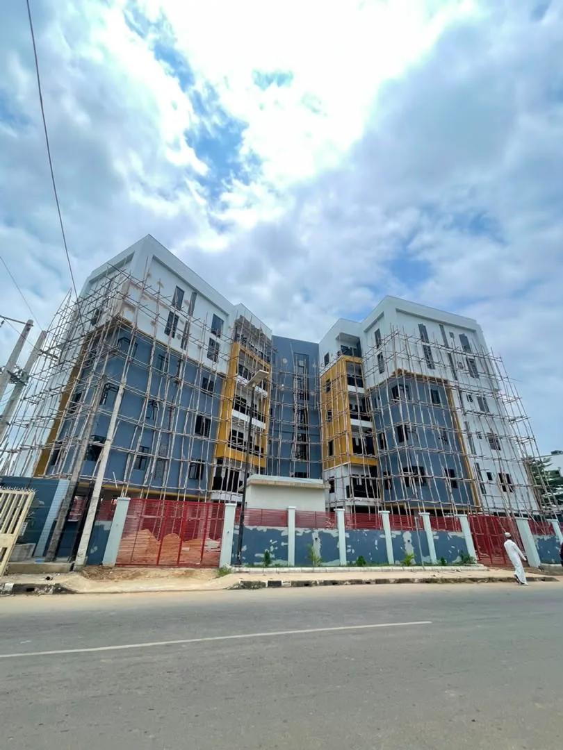 3 BEDROOM APARTMENT WITH BQ 
