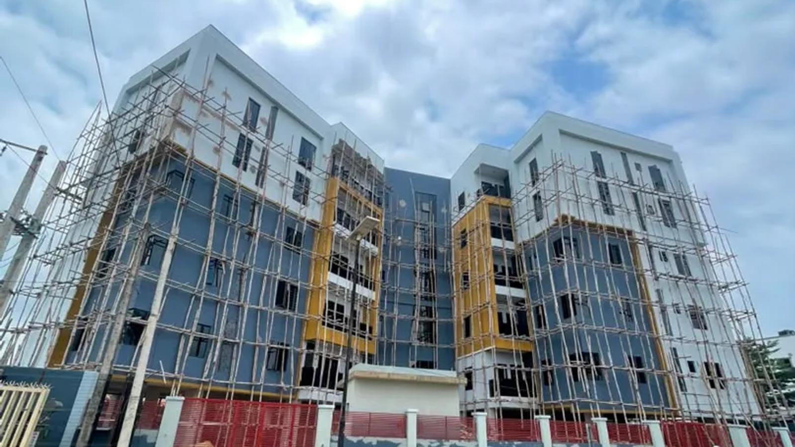 3 BEDROOM APARTMENT WITH BQ