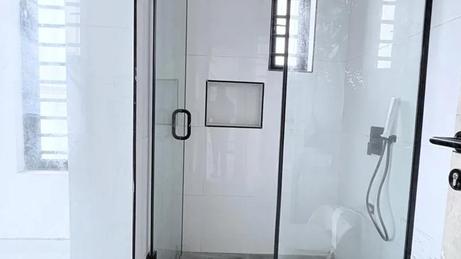 1,2&3 Bedroom Apartment
