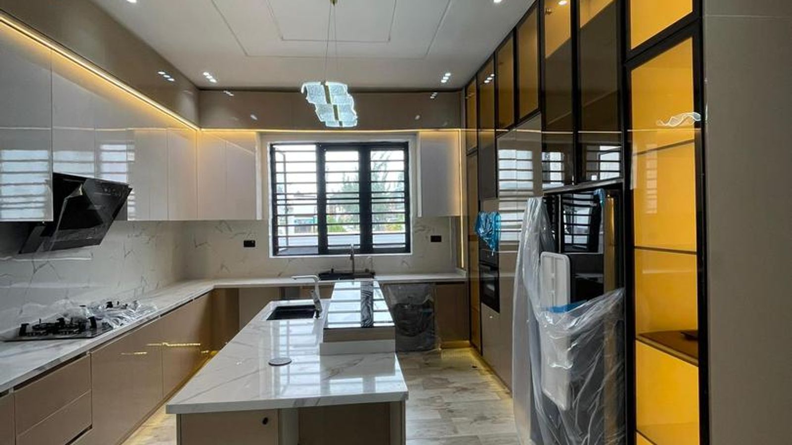 5 Bedroom