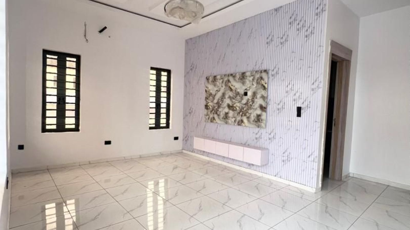 5 Bedroom Fully Detached Duplex
