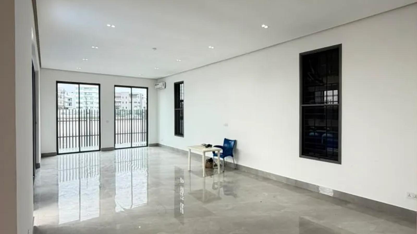 5 Bedroom Fully Detached Duplex