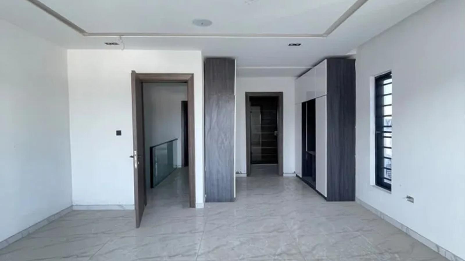 4 Bedroom Semi Detached Duplex