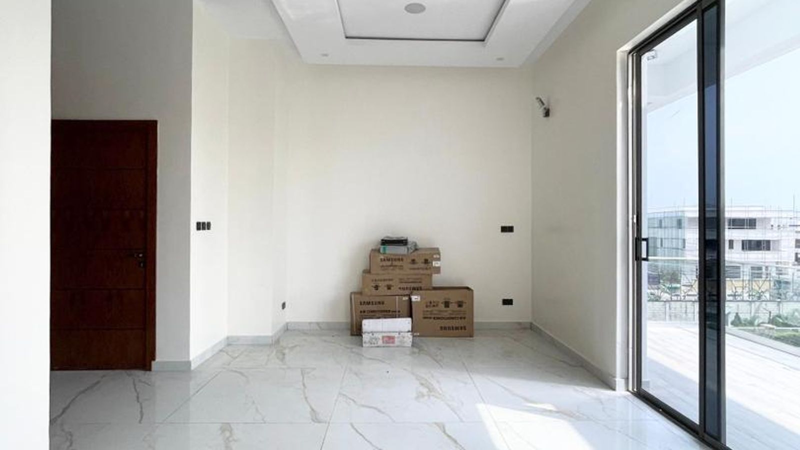 5 Bedroom Fully Detached Duplex