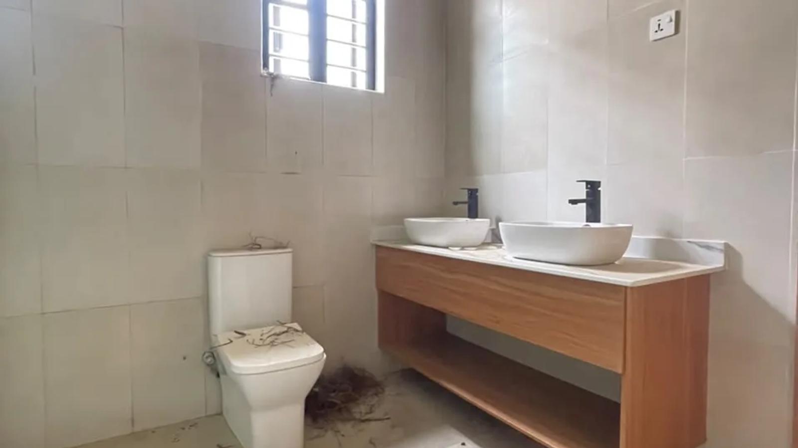 4 Bedroom Fully Detached Duplex