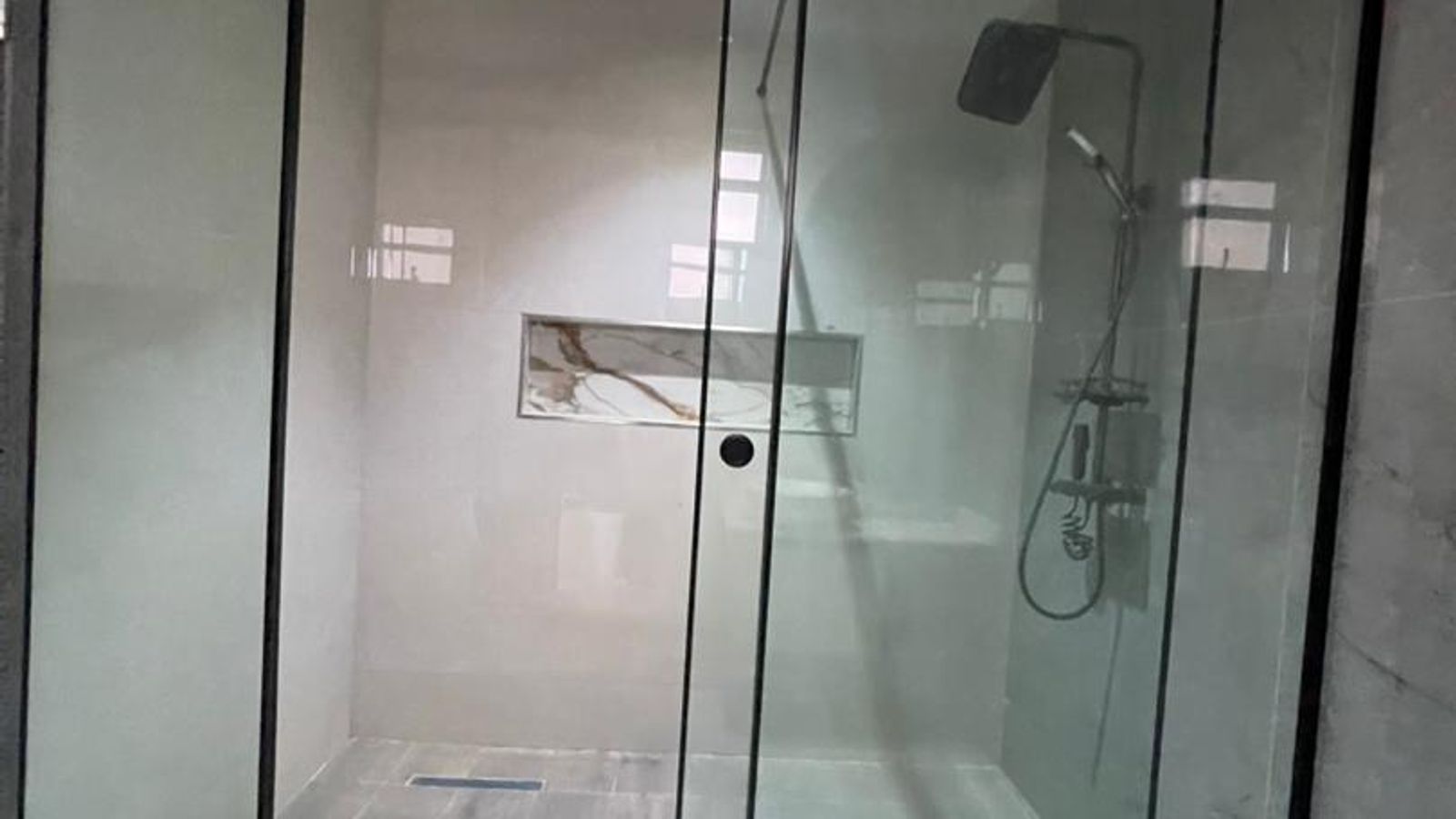 5 Bedroom Fully Detached Duplex