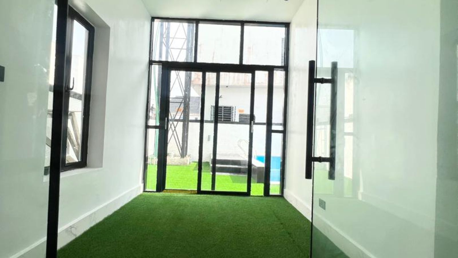 5 Bedroom Fully Detached Duplex