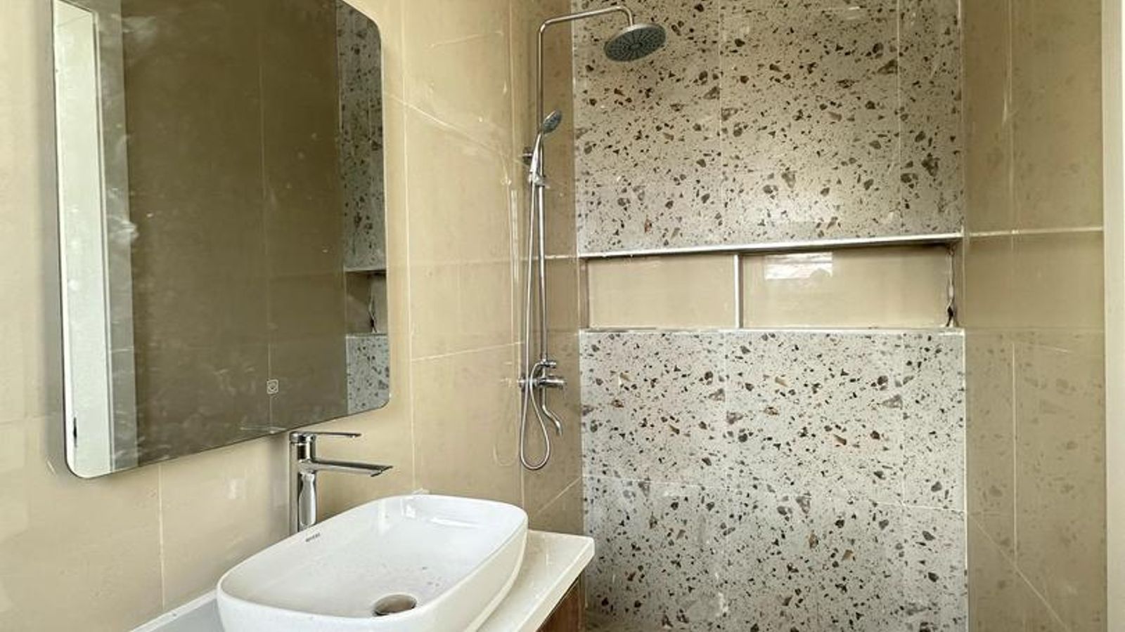 2 Bedroom Serviced Apartment