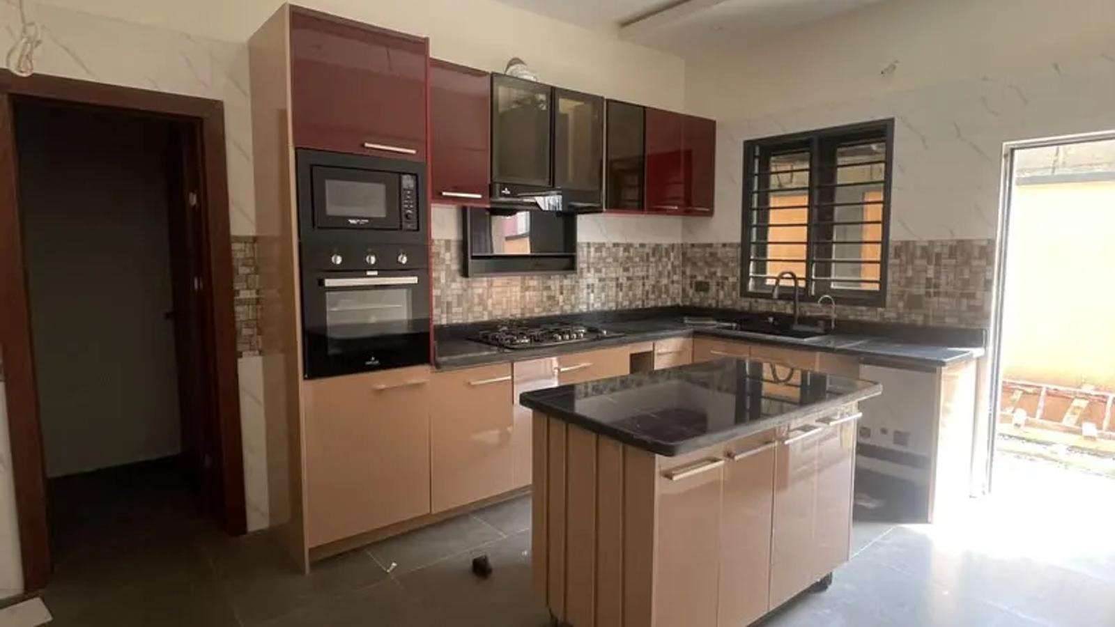3 Bedroom Apartment