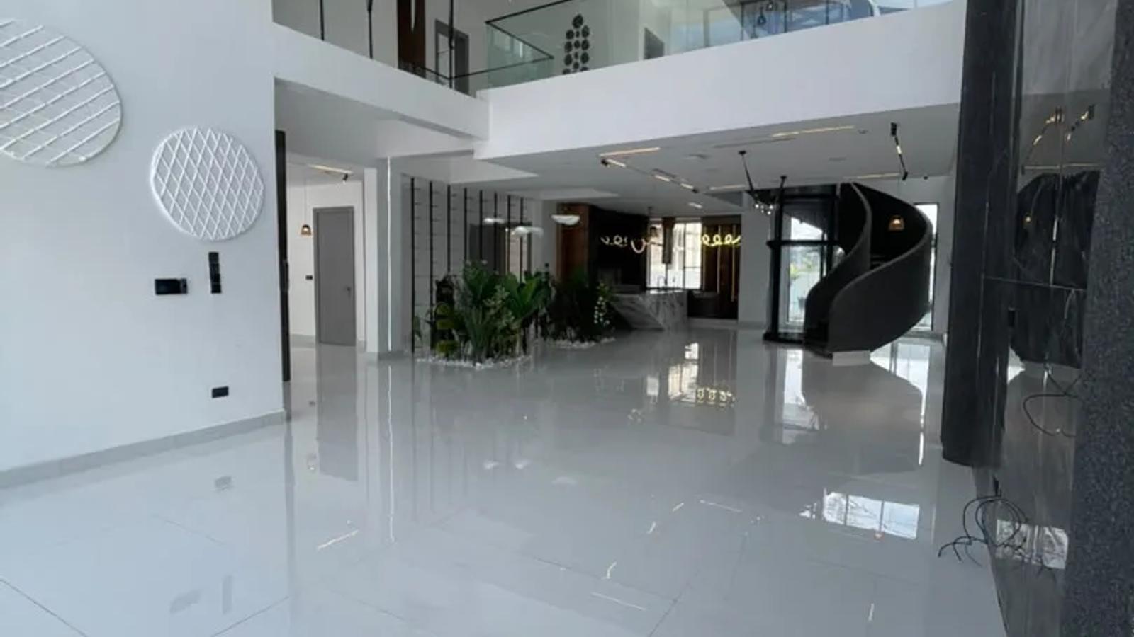 5 Bedroom Fully Detached Duplex