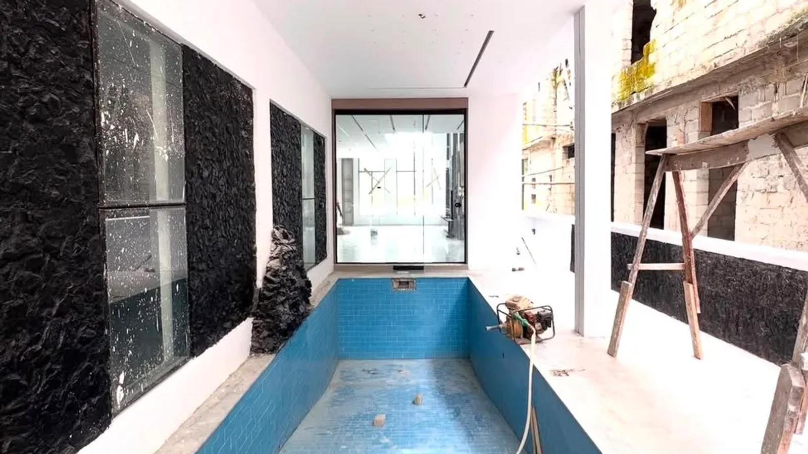 5 Bedroom Fully Detached Duplex