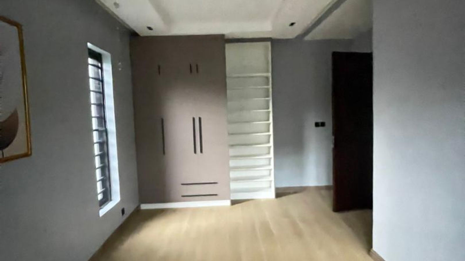 5 Bedroom Fully Detached Duplex