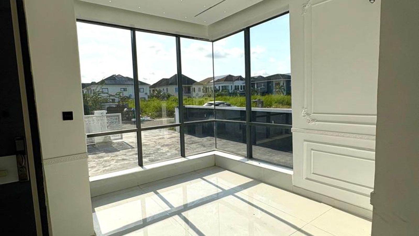 5 Bedroom Fully Detached Duplex