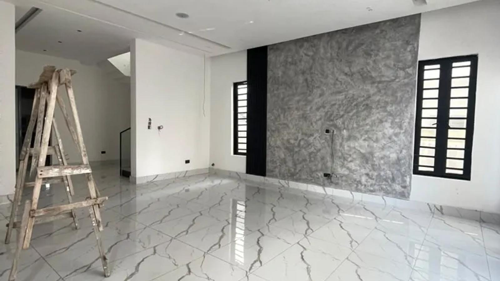 5 Bedroom Fully Detached Duplex