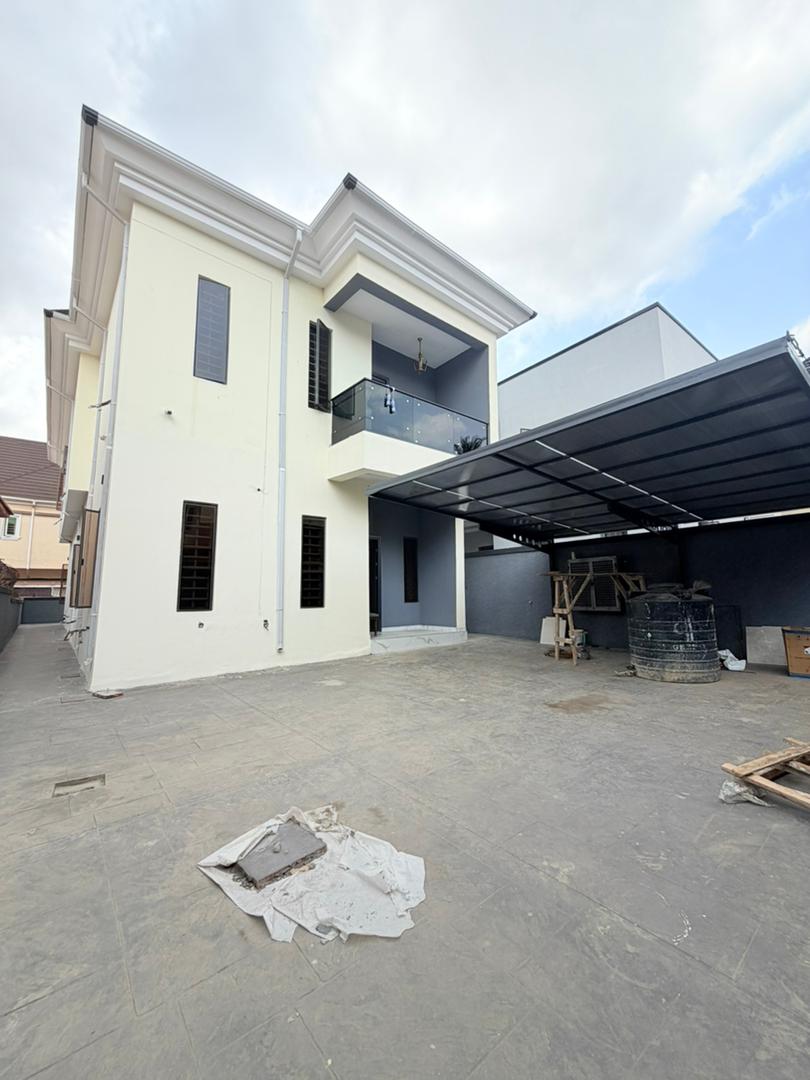 5 Bedroom Fully Detached Duplex