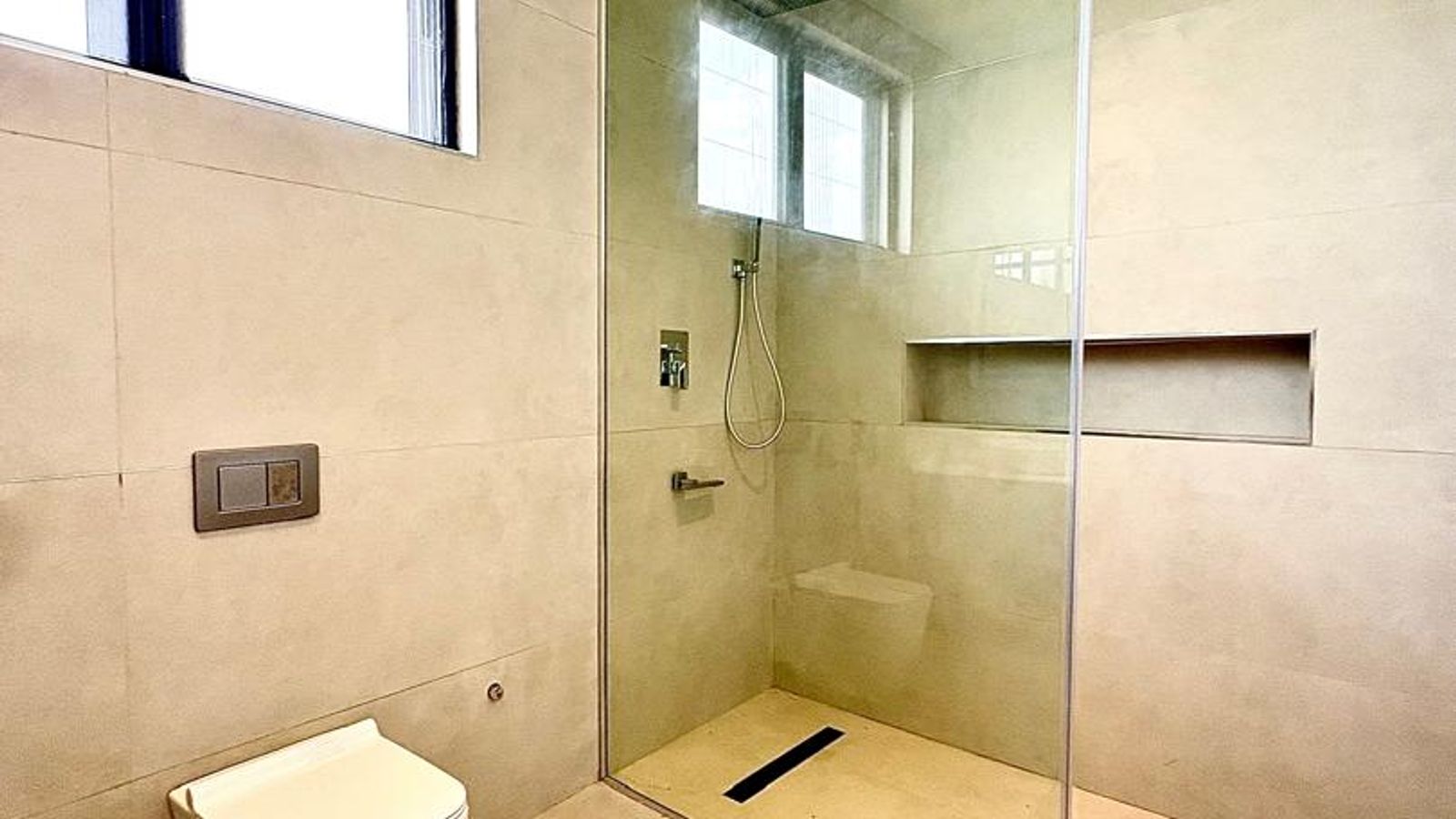 4 Bedroom Semi Detached Duplex