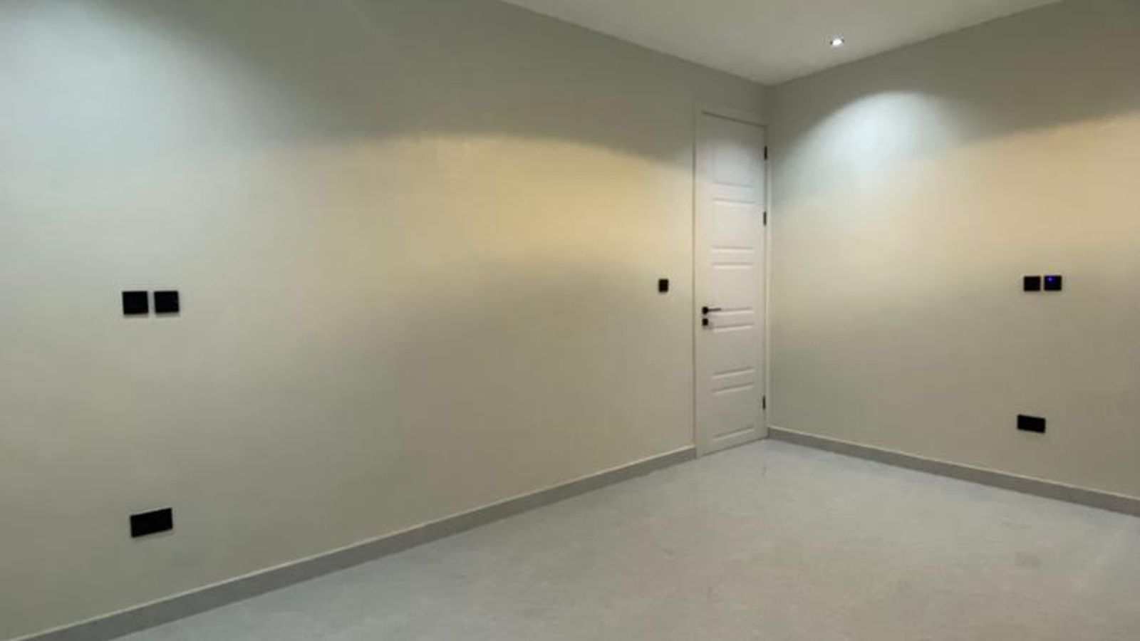 5 Bedroom Fully Detached Duplex