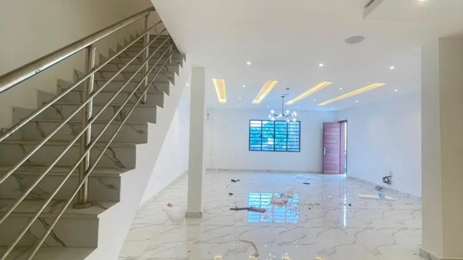 4 BEDROOM MAISONETTE WITH BQ
