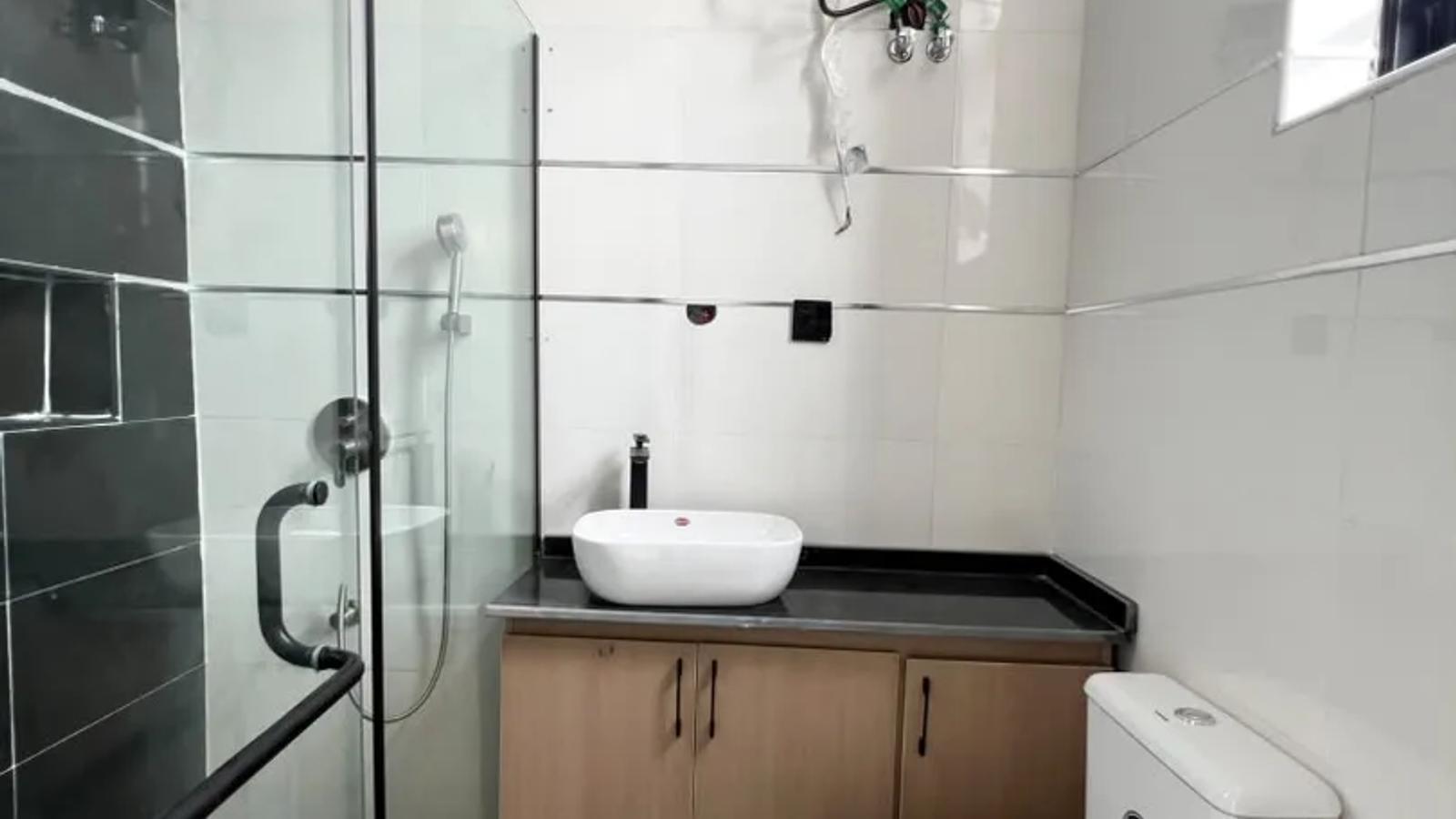 4 Bedroom Fully Detached Duplex