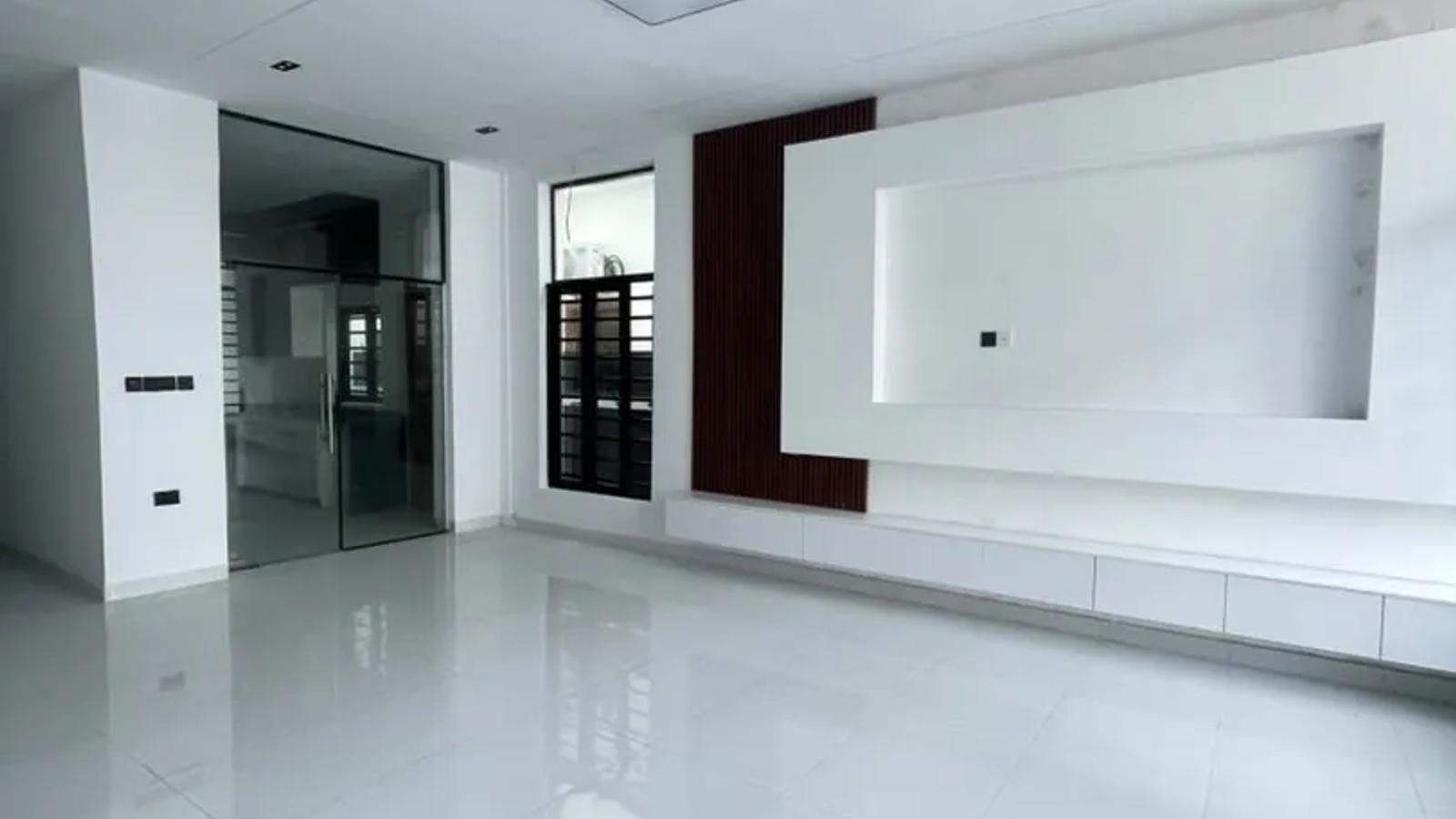 4 Bedroom Semi Detached Duplex