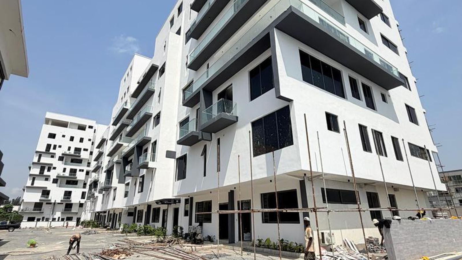 4 Bedroom Maisonette