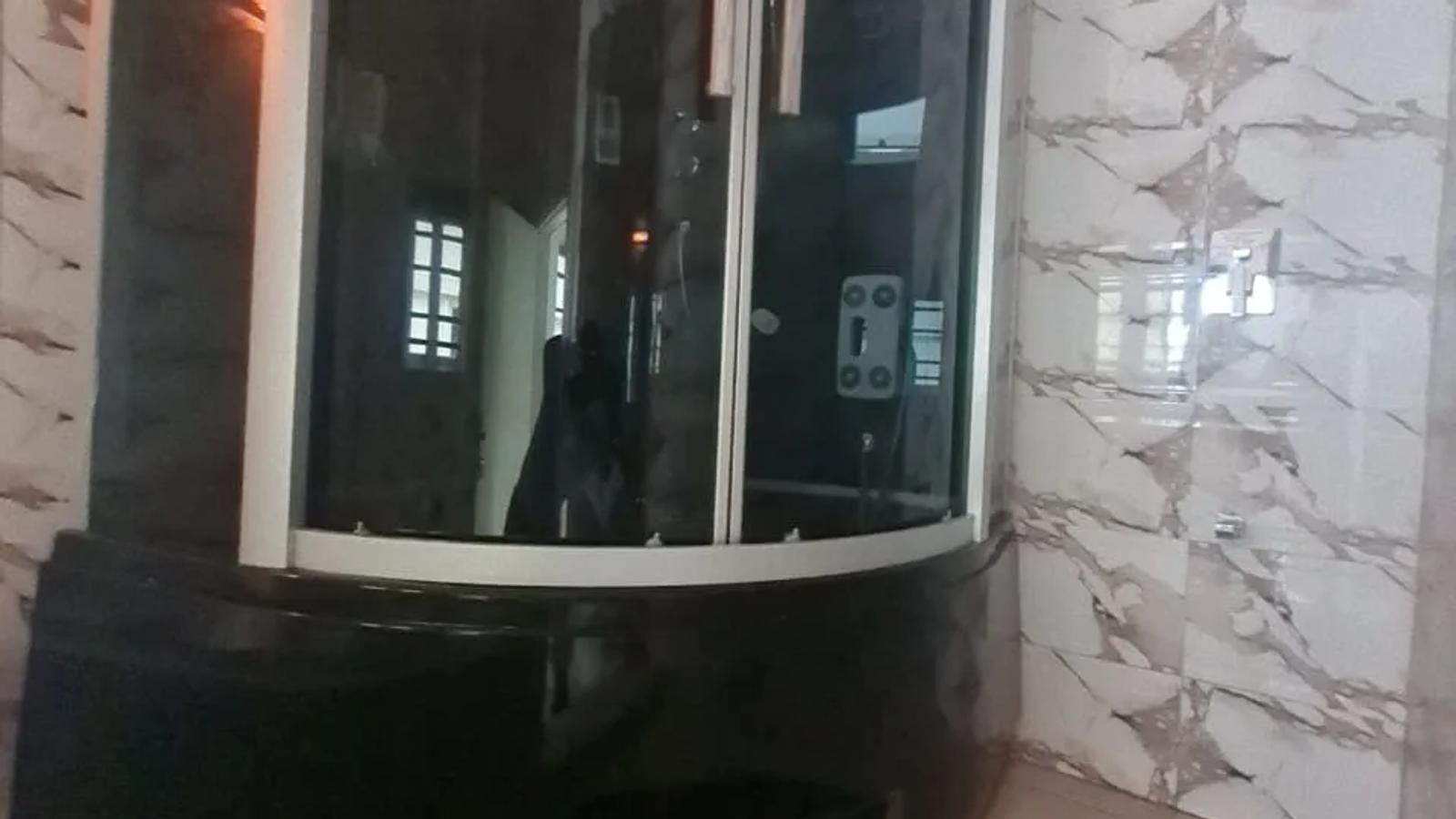 5 Bedroom Fully Detached Duplex