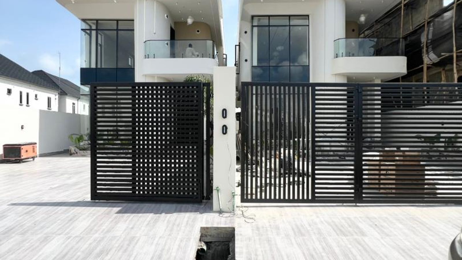 5 Bedroom Fully Detached Duplex