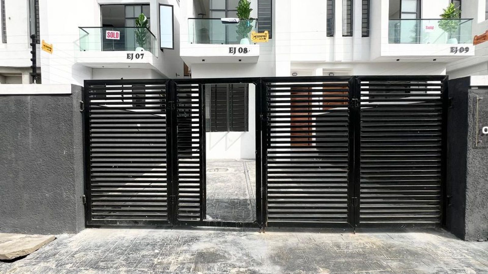4 Bedroom Semi Detached Duplex