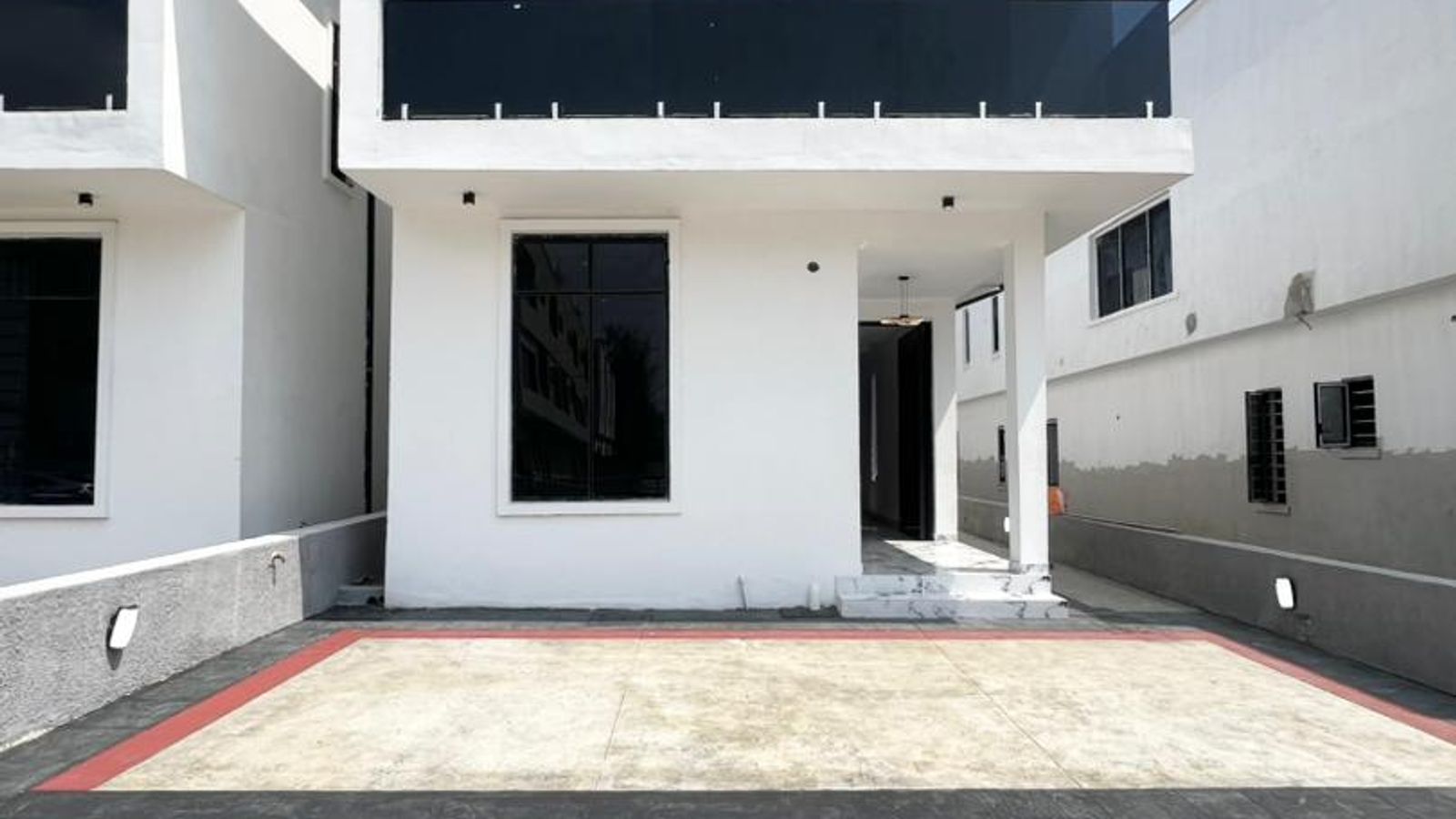 5 Bedroom Semi Detached Duplex