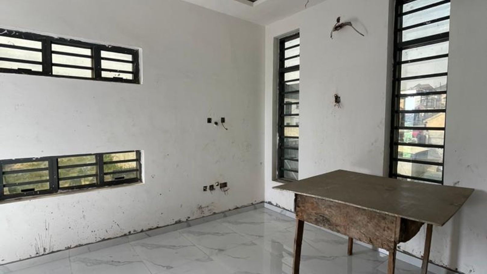 4 Bedroom Fully Detached Duplex