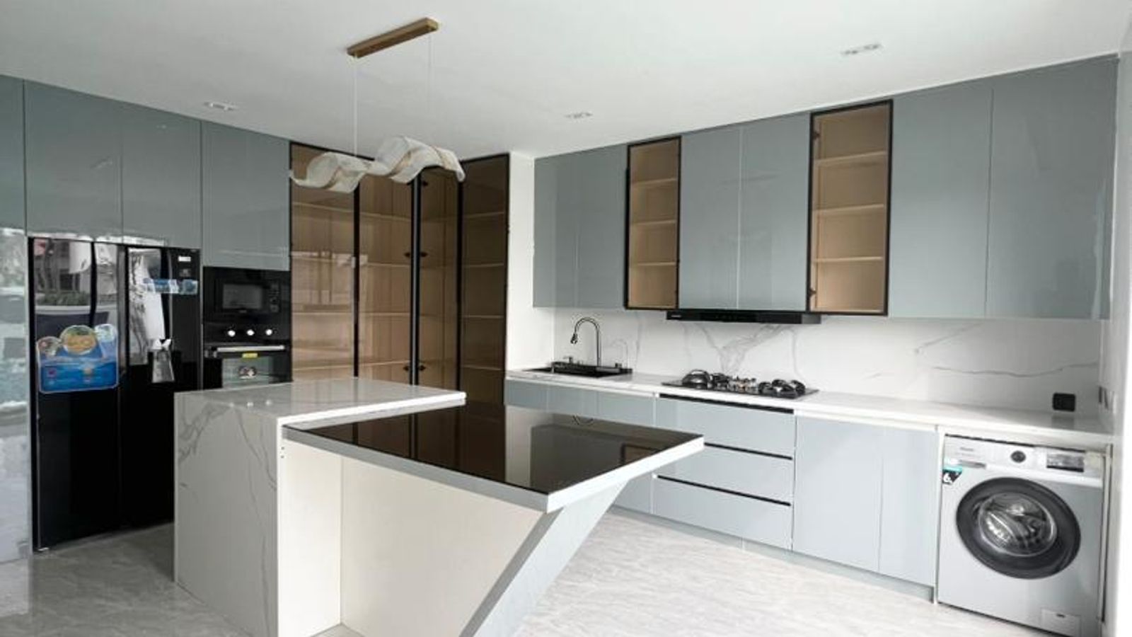 5 Bedroom Fully Detached Duplex