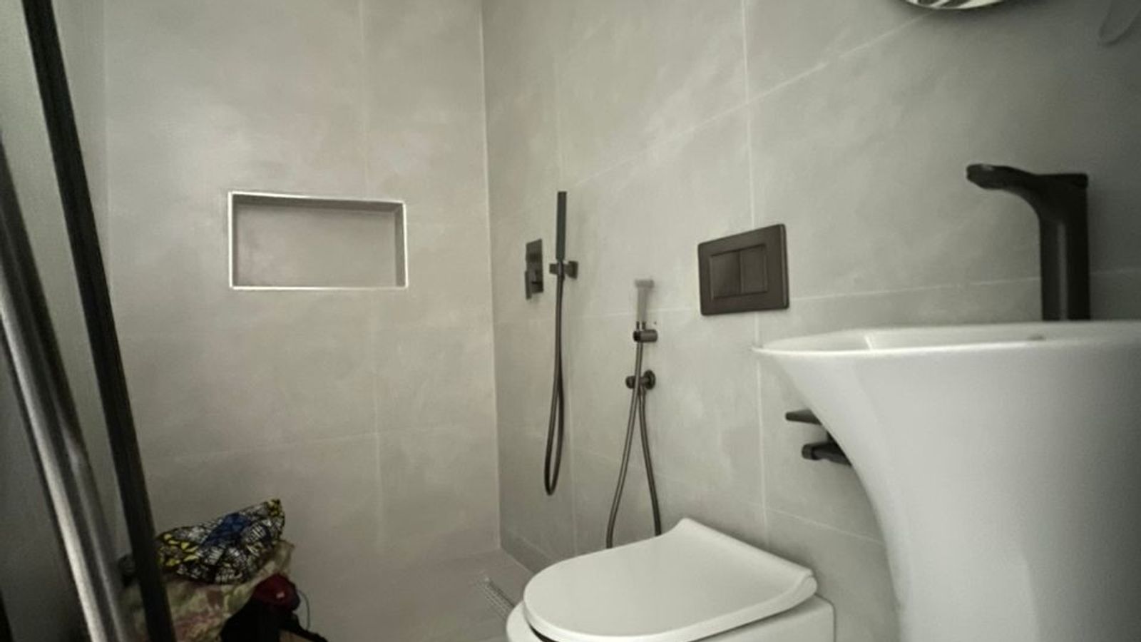 3 Bedroom Apartment