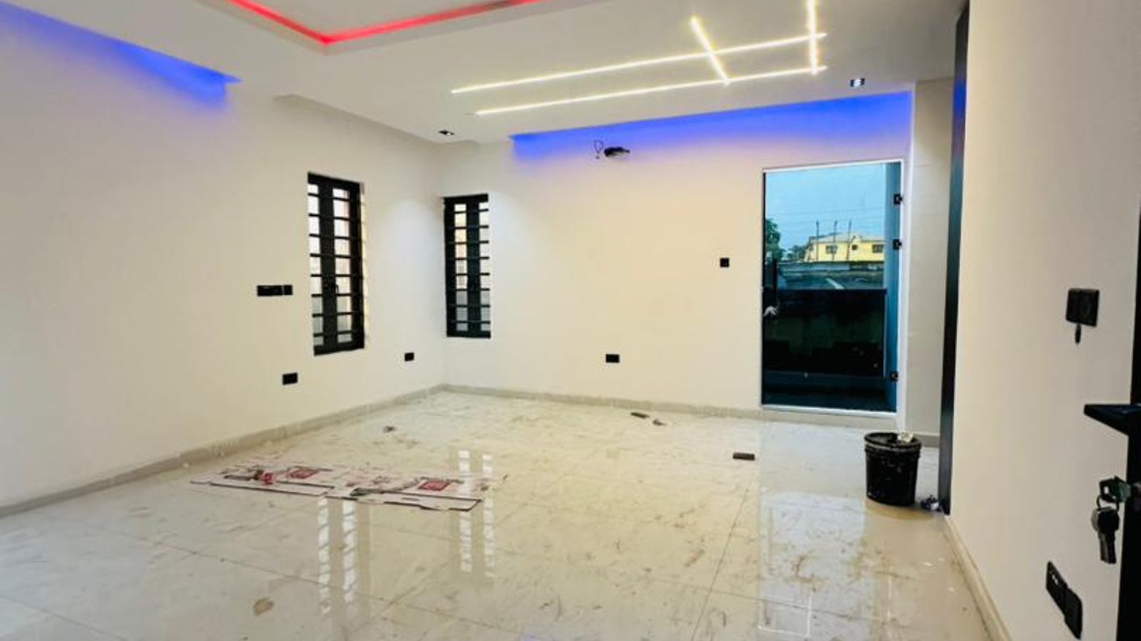 5 Bedroom Fully Detached Duplex