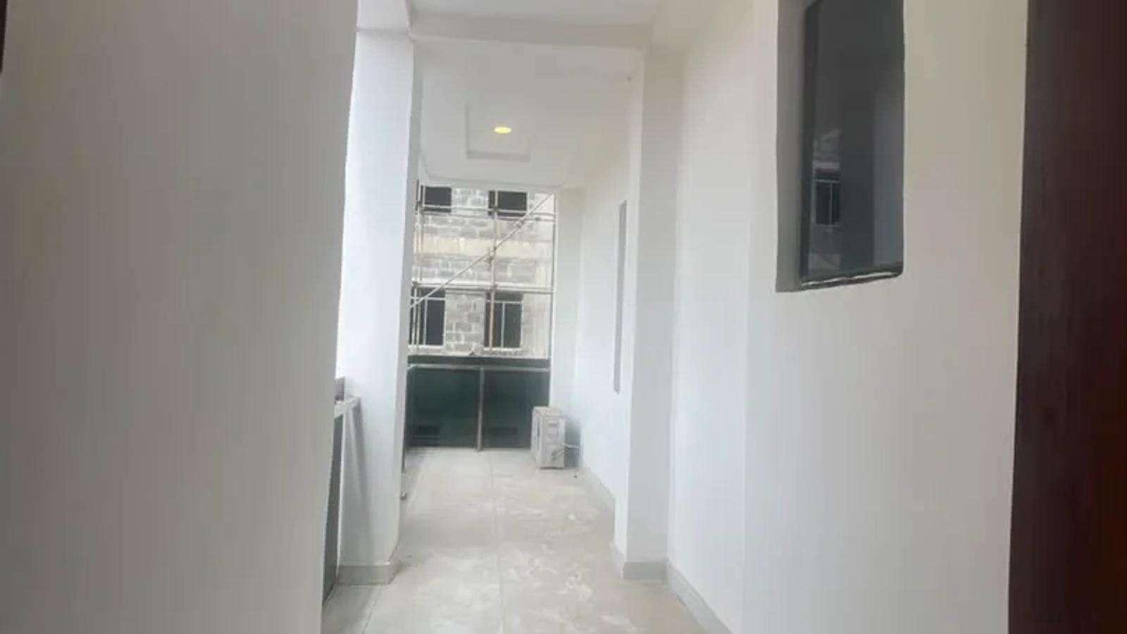 4 BEDROOM MAISONETTE WITH BQ