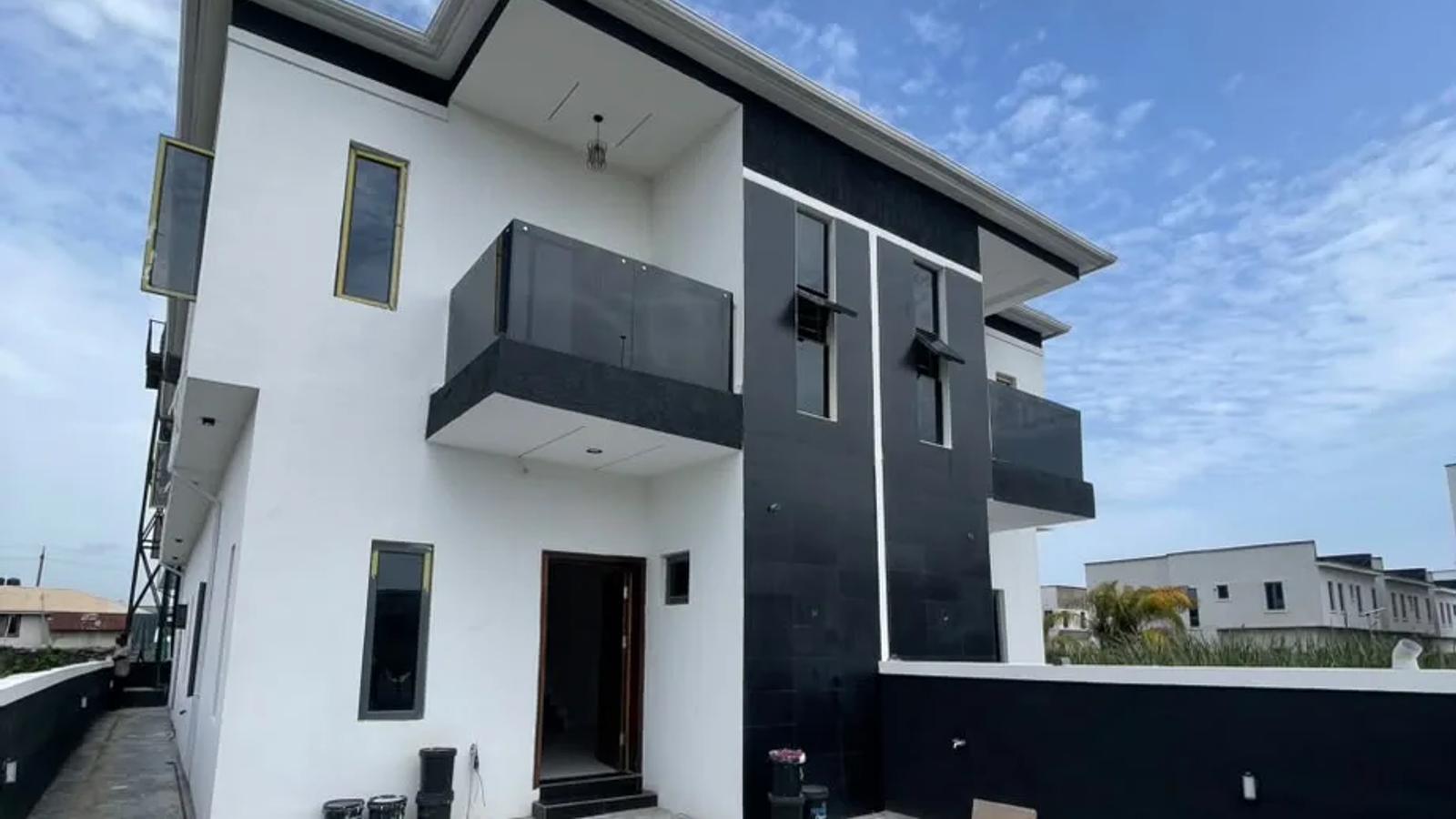 4 Bedroom Semi Detached Duplex