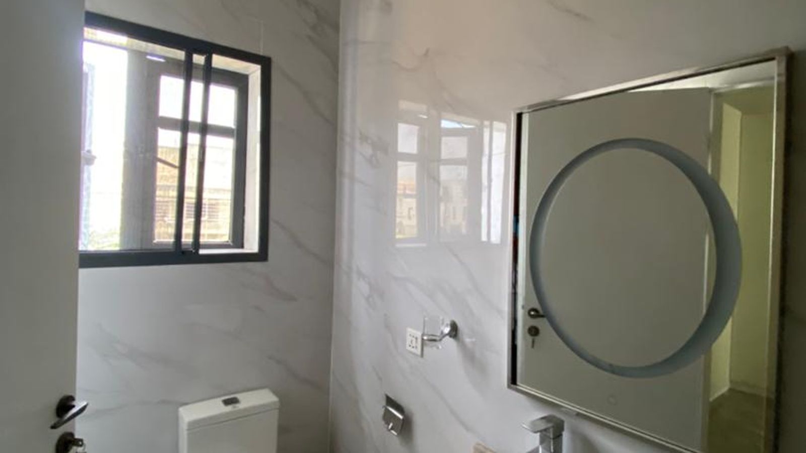 5 Bedroom Fully Detached Duplex