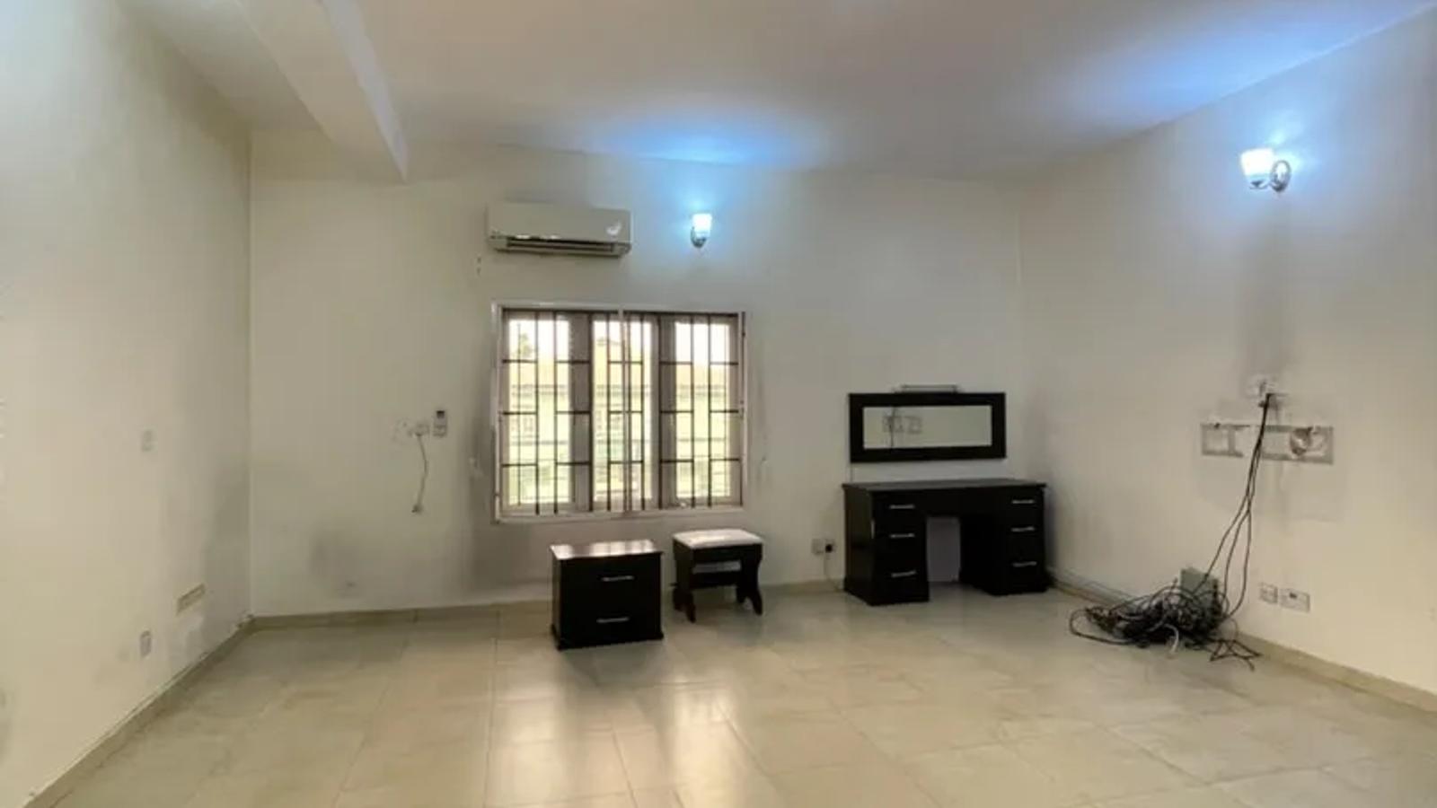 5 Bedroom Terrace Duplex
