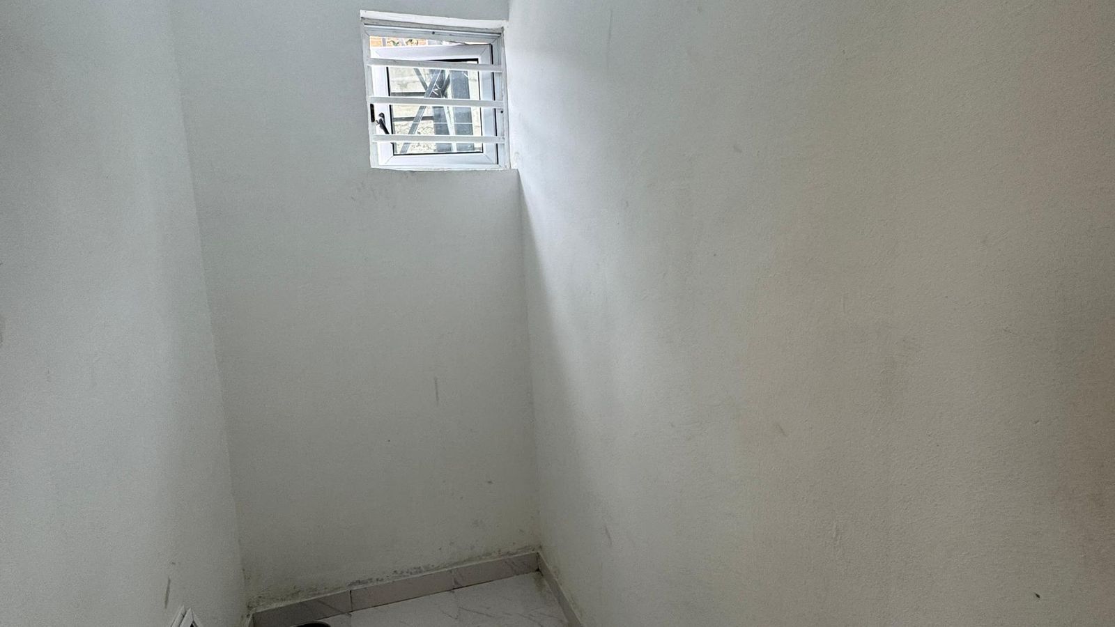 4 Bedroom Fully Detached Duplex