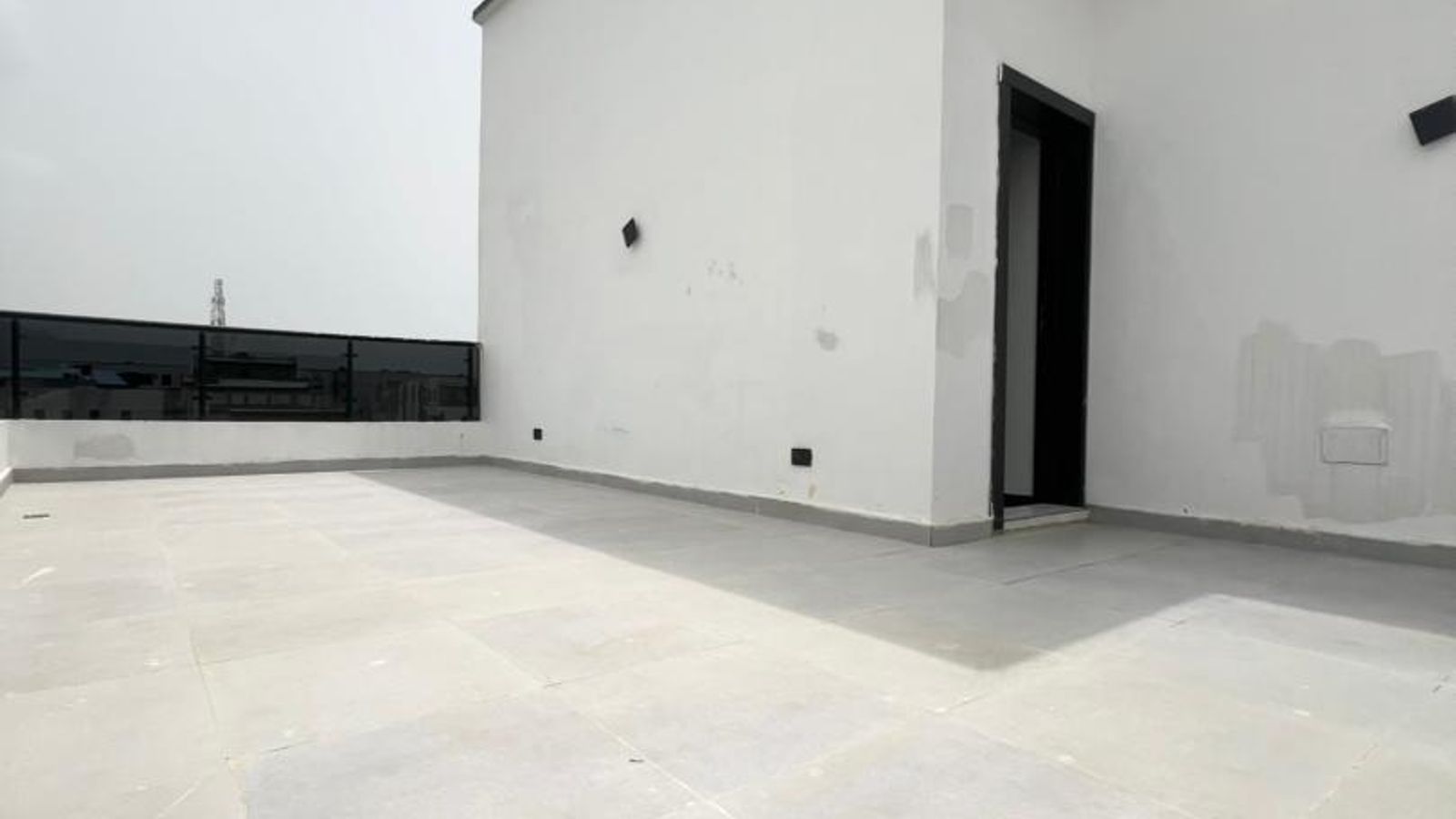 5 Bedroom Fully Detached Duplex