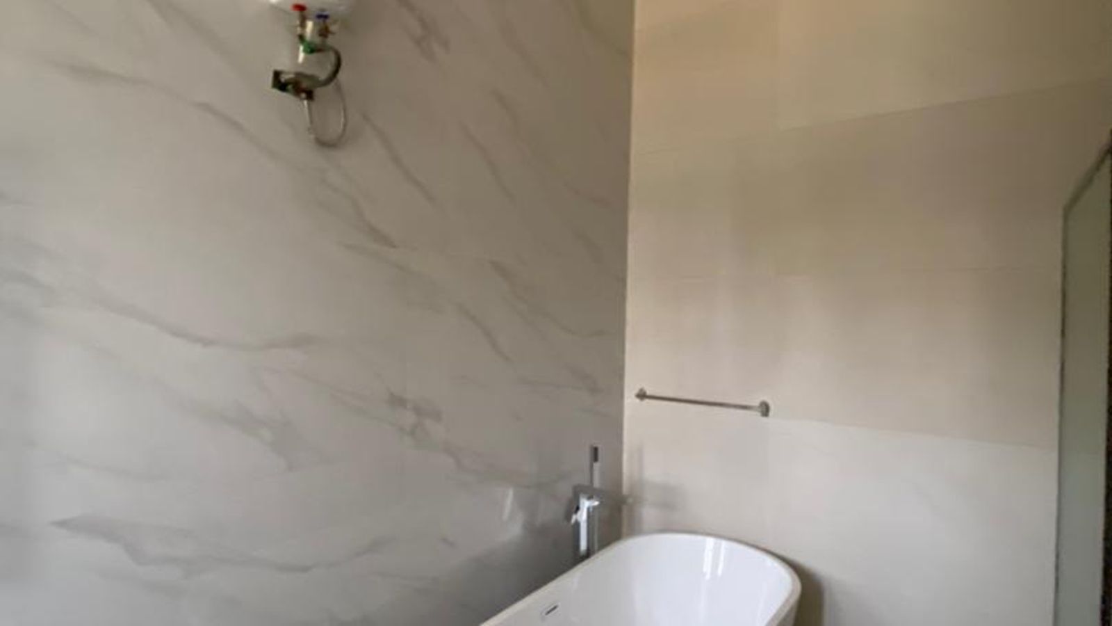5 Bedroom Fully Detached Duplex