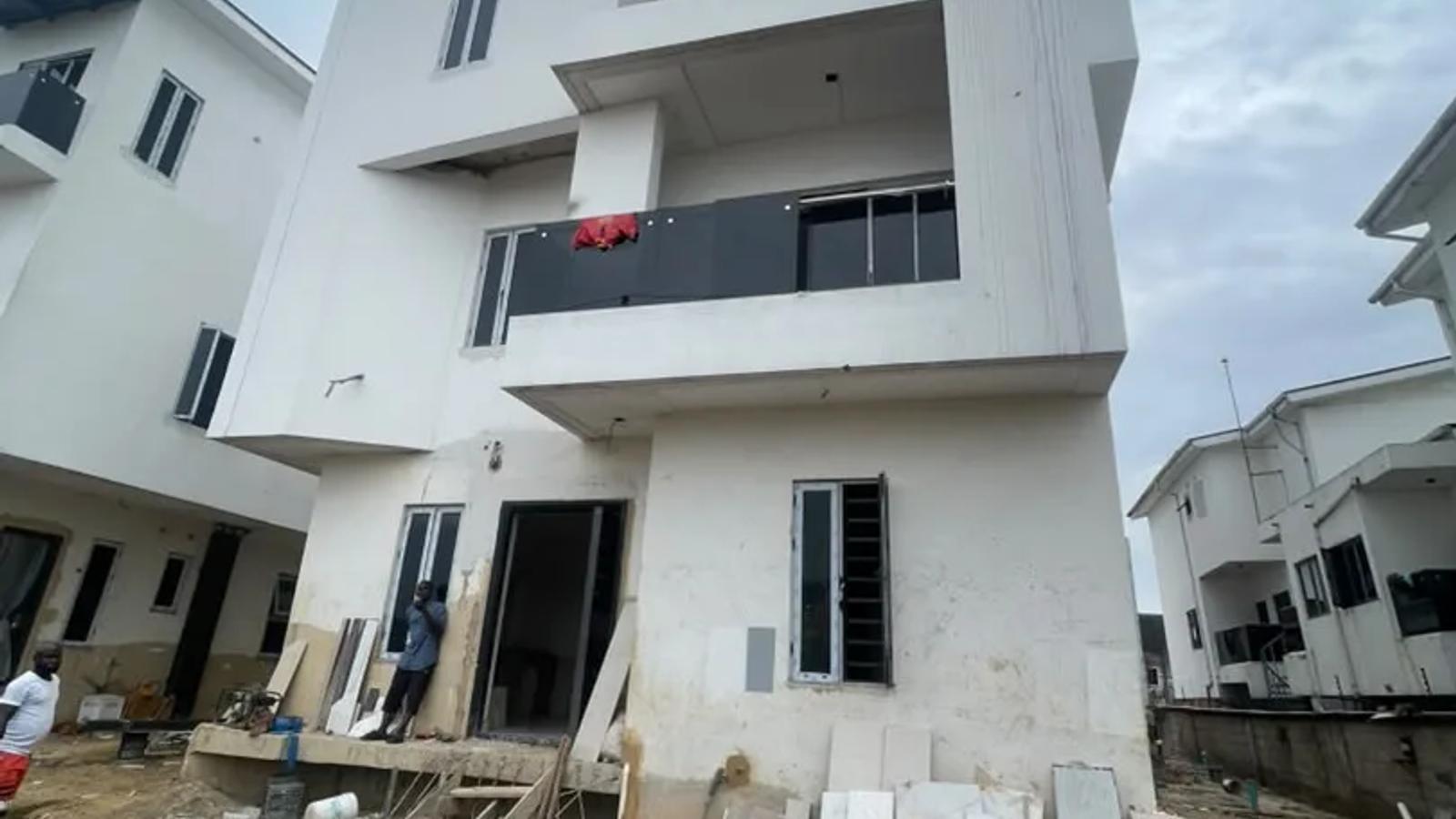 4 Bedroom Fully Detached Duplex