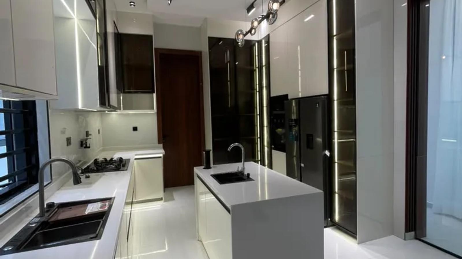 5 Bedroom Fully Detached Duplex