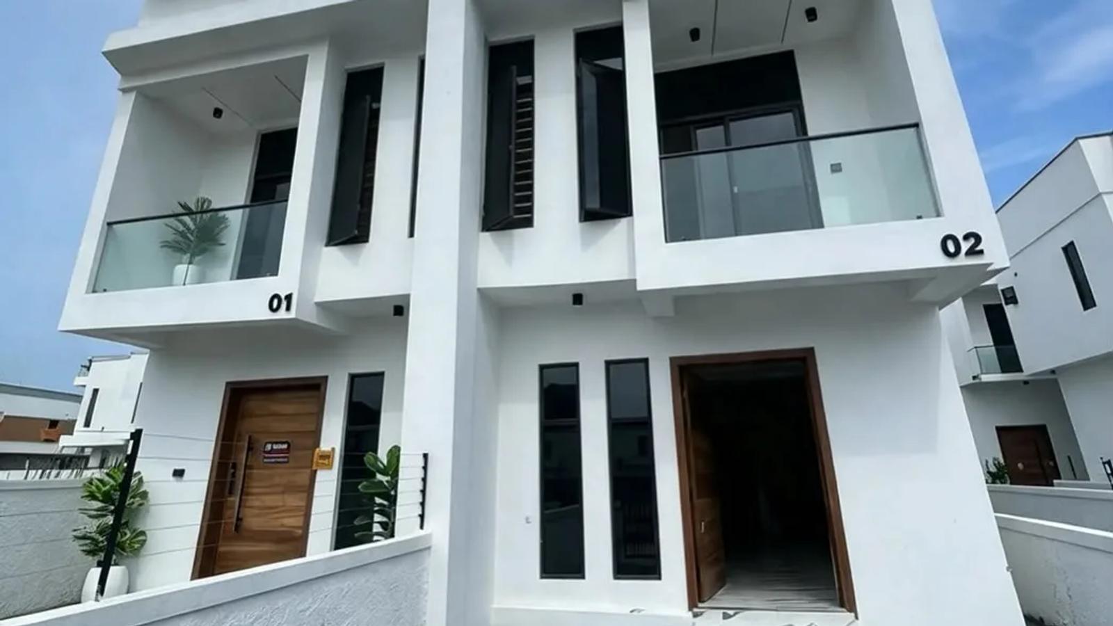 4 BEDROOM SEMI-DETACHED DUPLEX