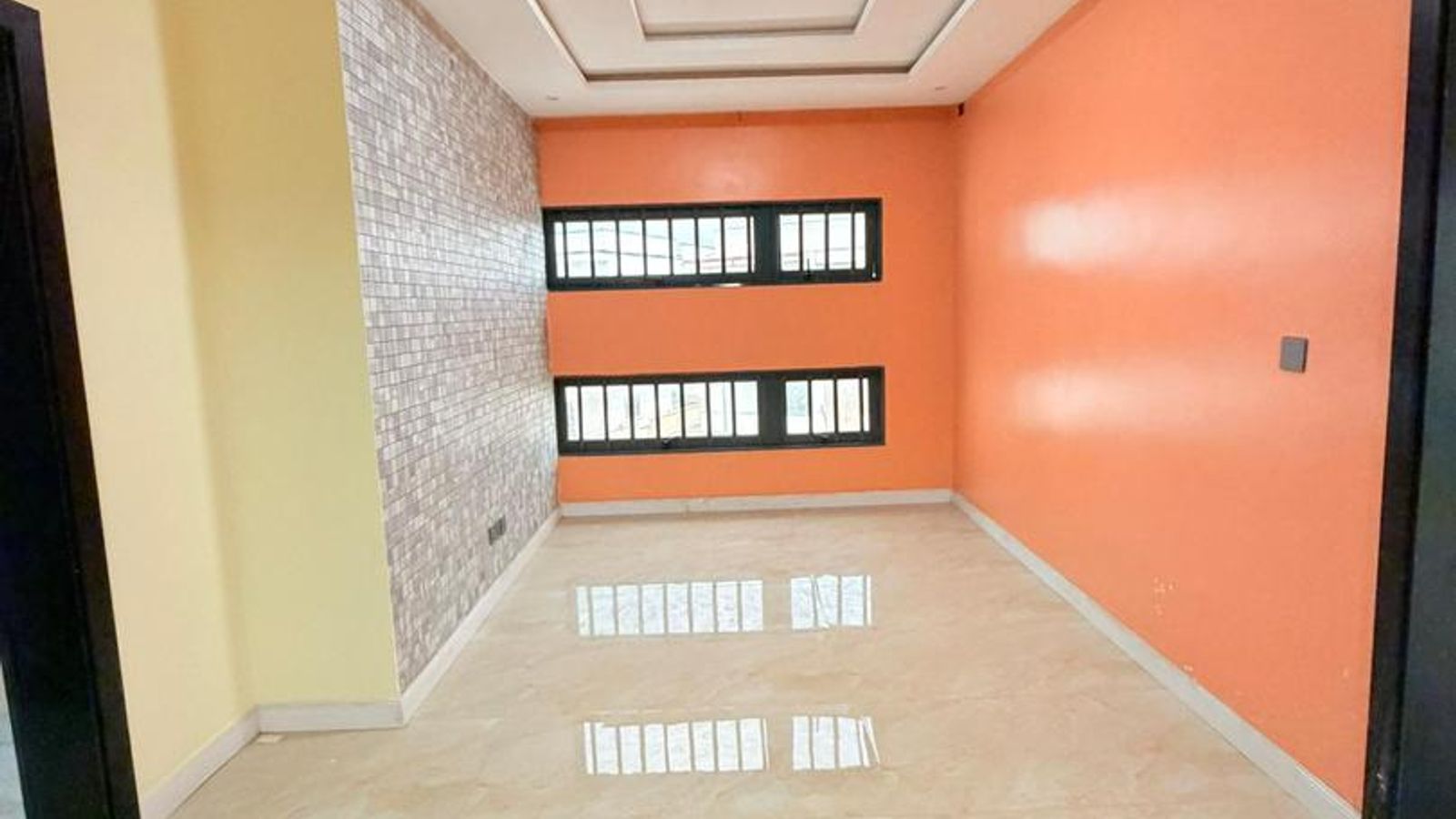 5 Bedroom Fully Detached Duplex
