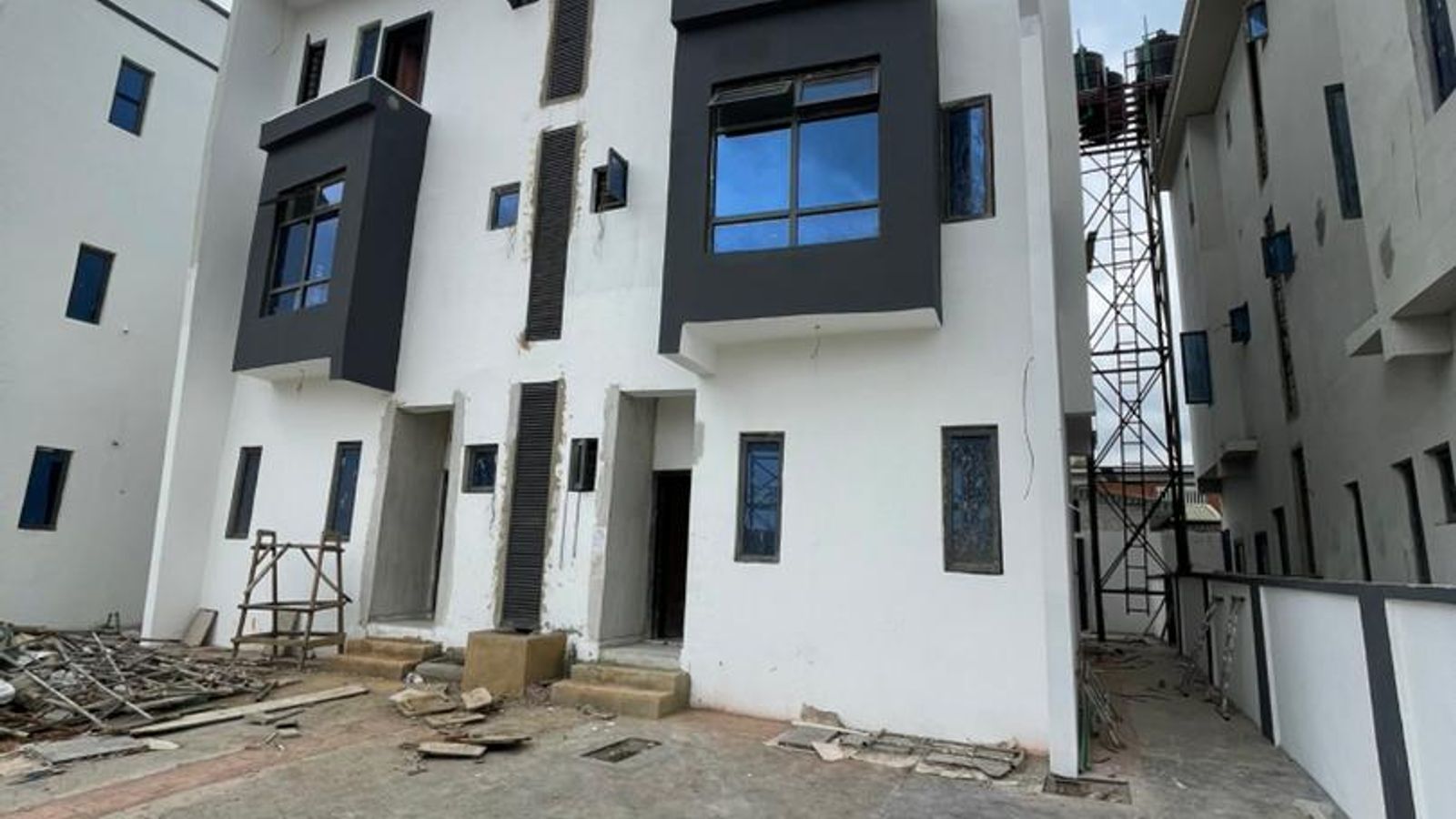 4 Bedroom Semi Detached Duplex