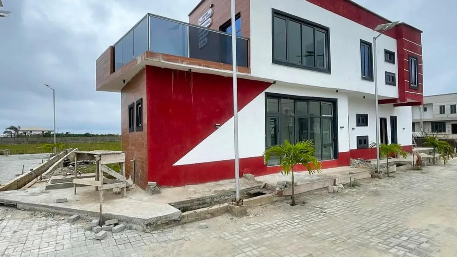 4 Bedroom Terrace Duplex