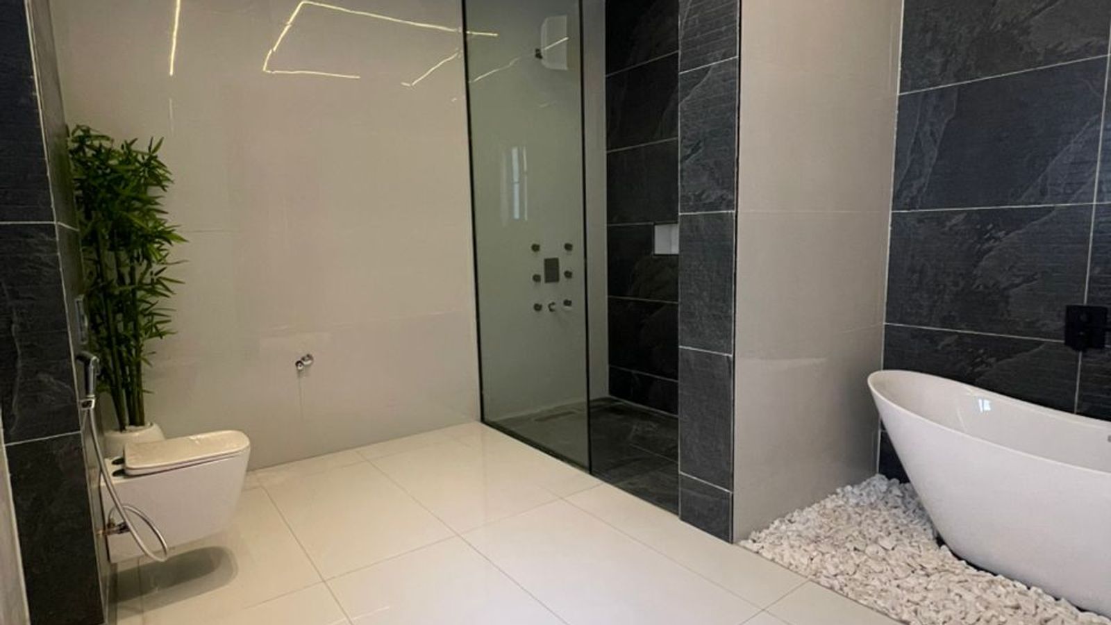 5 Bedroom Fully Detached Duplex